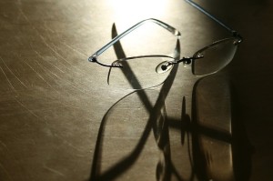 glasses-105258_640