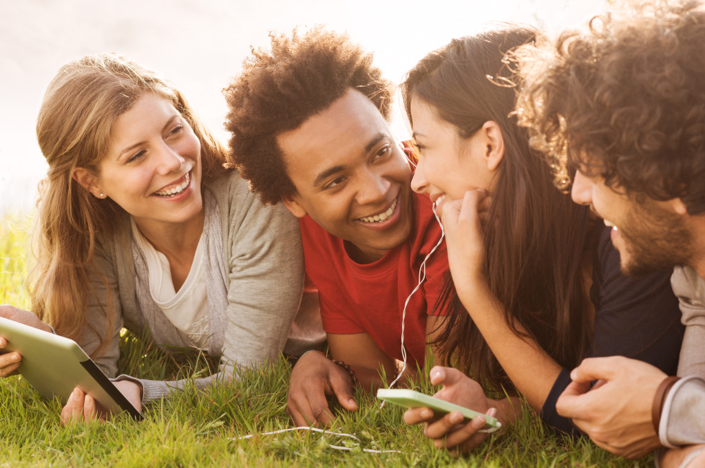 Group of teenagers abusing Opioids