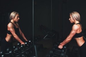 Women exercising to prevent hear disease.